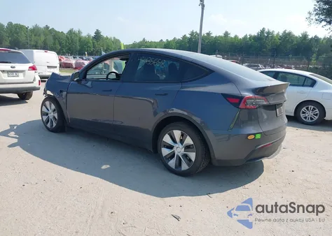 2023 Tesla Model Y Awd/Long Range Dual Motor All-Wheel Drive from USA, damaged, VIN 7SAYGDEE4PF823376